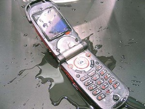 celular mojado